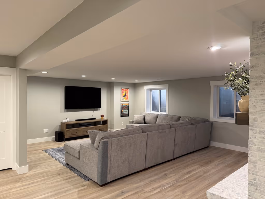 Five-star review from a satisfied customer praising their cabinet refinishing experience.