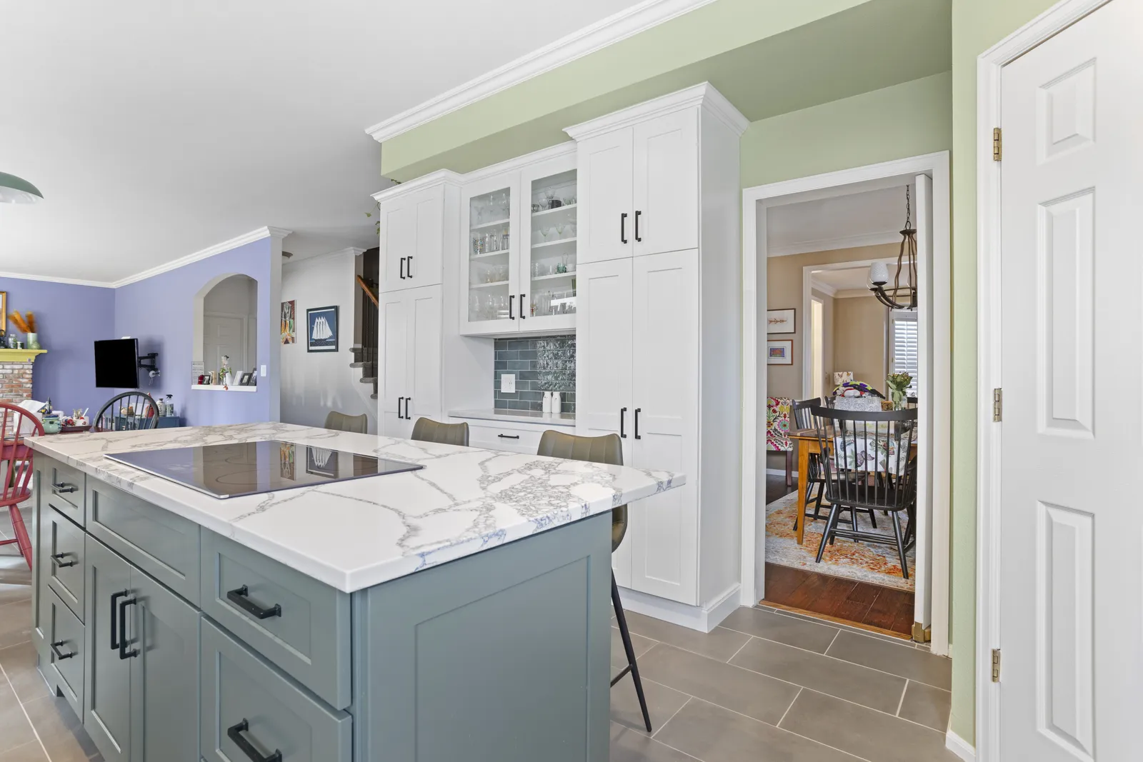 Two-tone kitchen open to dining area, Highlands Ranch CO remodel